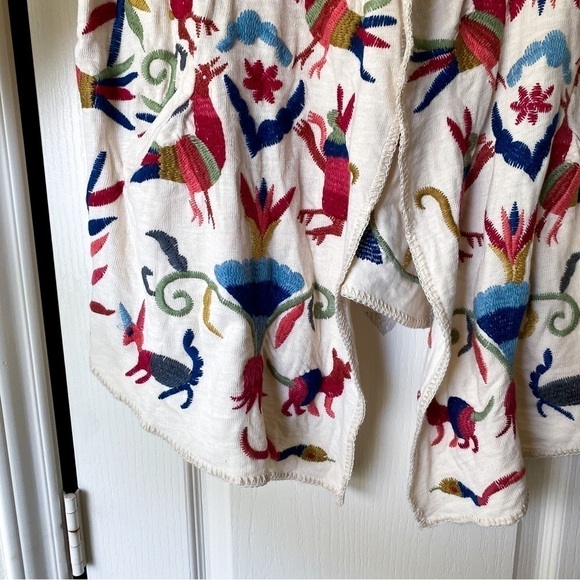 Johnny Was Sweater Druoin Short Hoodie Floral Cotton Embroidered Ivory XS GUC - Picture 3 of 10